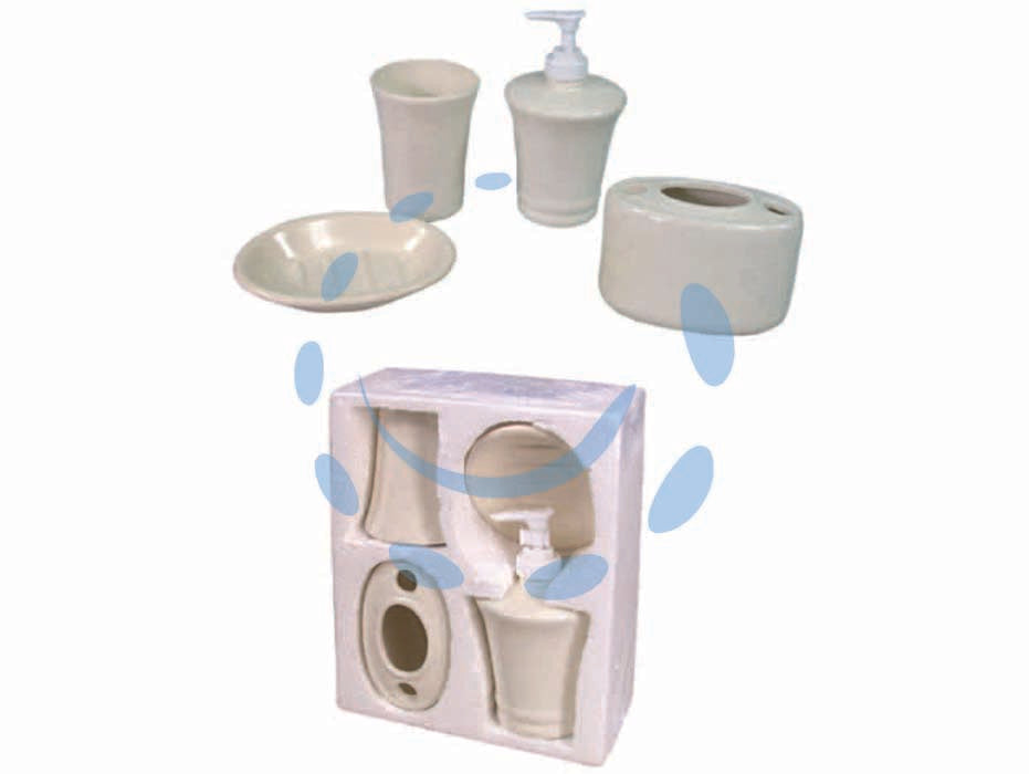 Set bagno in ceramica bianca - 1 bicchiere, 1 portasapone, 1 portaspazzolini, 1 dosatore per sapone liquido, imballo: 8 confezioni colore bianco