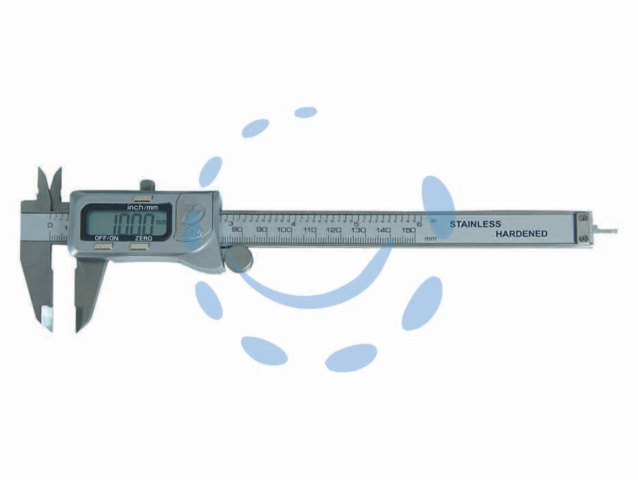 Calibro centesimale digitale cursore bloccaggio a vite - lettura utile mm.150, dimensioni mm.230x77x14h. - misurazione mm.1/100, in acciaio cromato al carbonio, bloccaggio a vite, guide di scorrimento rialzate, lettura con ampio d...