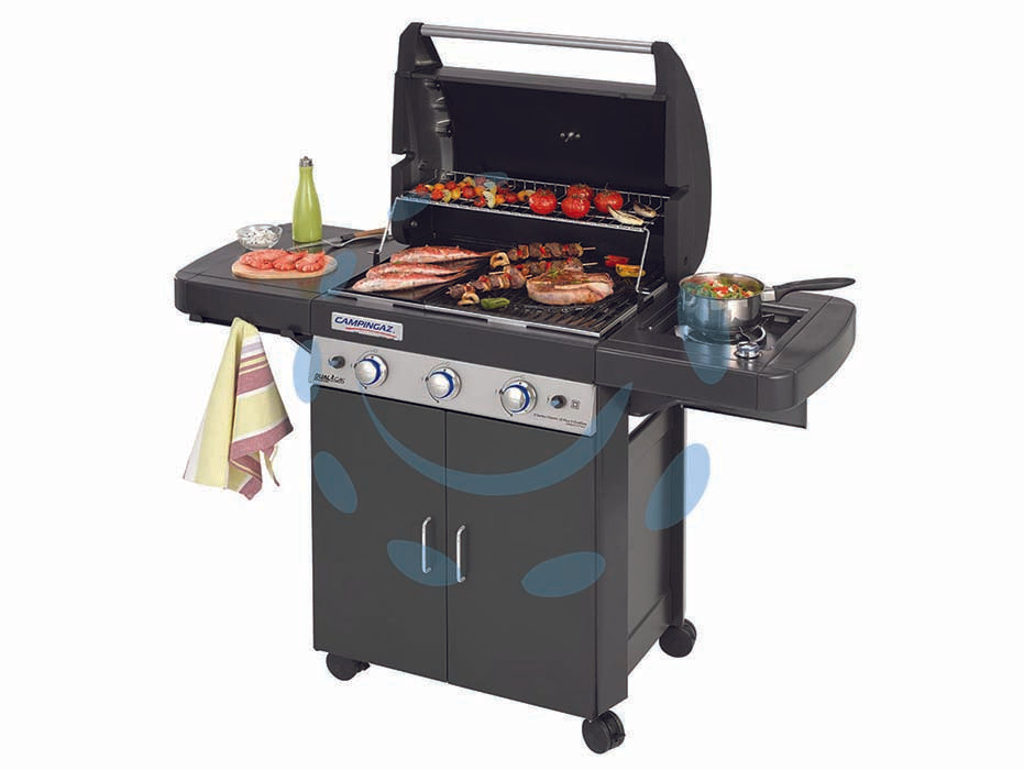 Barbecue gas 3 bruc. + fornello cm.61x46 3 classic ls plus dark  - bracere cm.61x46 - misure cm.120,5x60x116, potenza 9,6+2,3 Kw, consumo gas 698+167 g/h, doppia alimentazione con 3 bruciatori in acciaio inox, f...