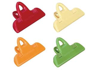 Clip per sacchetti presto - cm.7 pz.4 - plastica resistente colorata, perfetti per chiudere le confezioni di biscotti, pasta, riso, ecc.