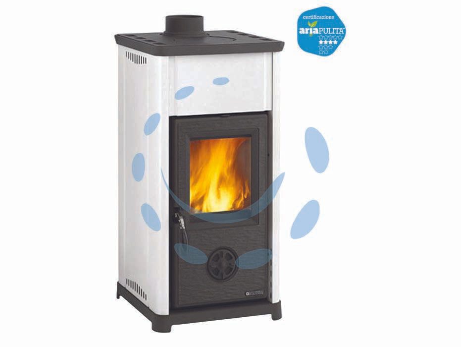 Stufa a legna tea 6,6 kw bianca - misure cm.41,4x41,9x83,2h. peso Kg.77 - 8,0 kw potenza termica globale, 6,6 Kw potenza nominale utile per mc.189 riscaldabili , consumo kg/h.1,8, tubo uscita fumi ø ...