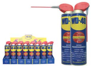 Wd-40 lubrificante spray multiuso 5 funzioni ml.400 in espositore - ml.400 spray c/erogatore a doppia posizione - IDROREPELLENTE: permette il formarsi di una barriera perfetta contro l'umidità, elimina rapidamente i cortocircuiti da umidit...